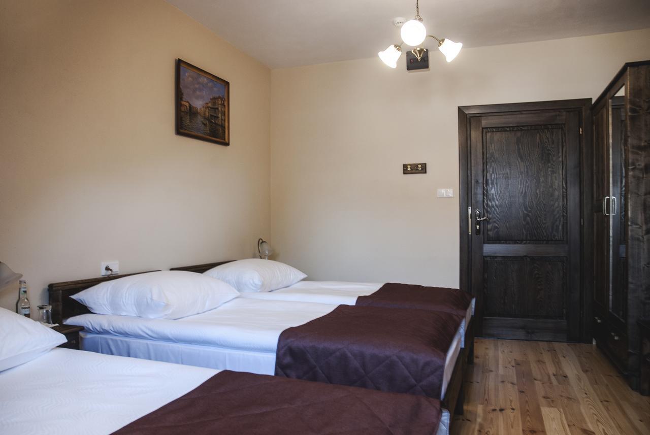Hotel Pod Kogutkiem Krzywaczka Eksteriør billede
